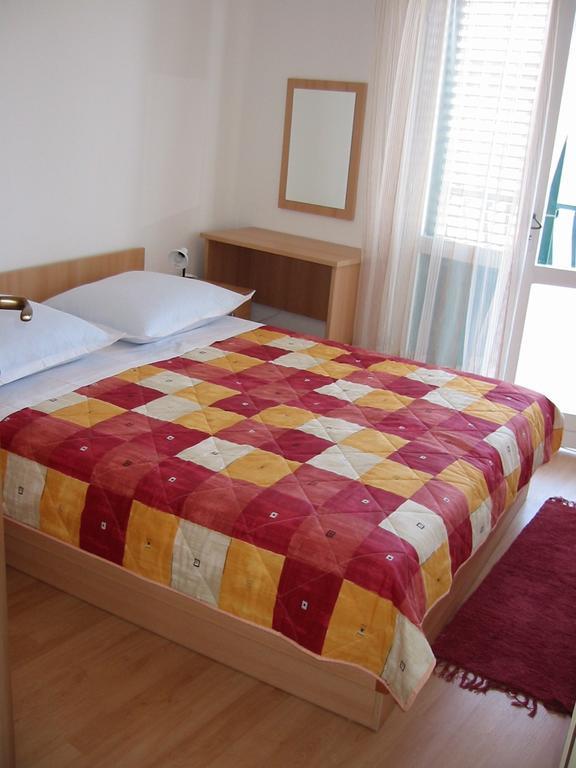 Apartments Waterfront Ivan Podgora Phòng bức ảnh