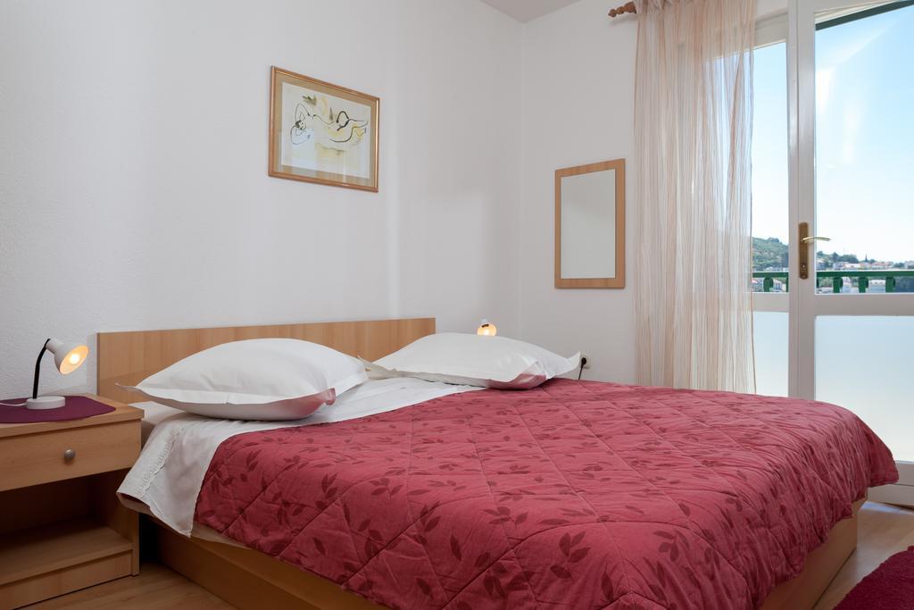 Apartments Waterfront Ivan Podgora Phòng bức ảnh