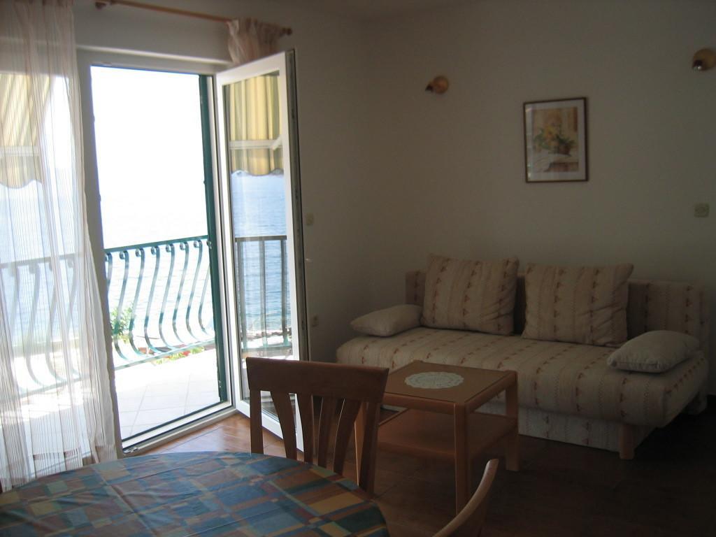 Apartments Waterfront Ivan Podgora Phòng bức ảnh