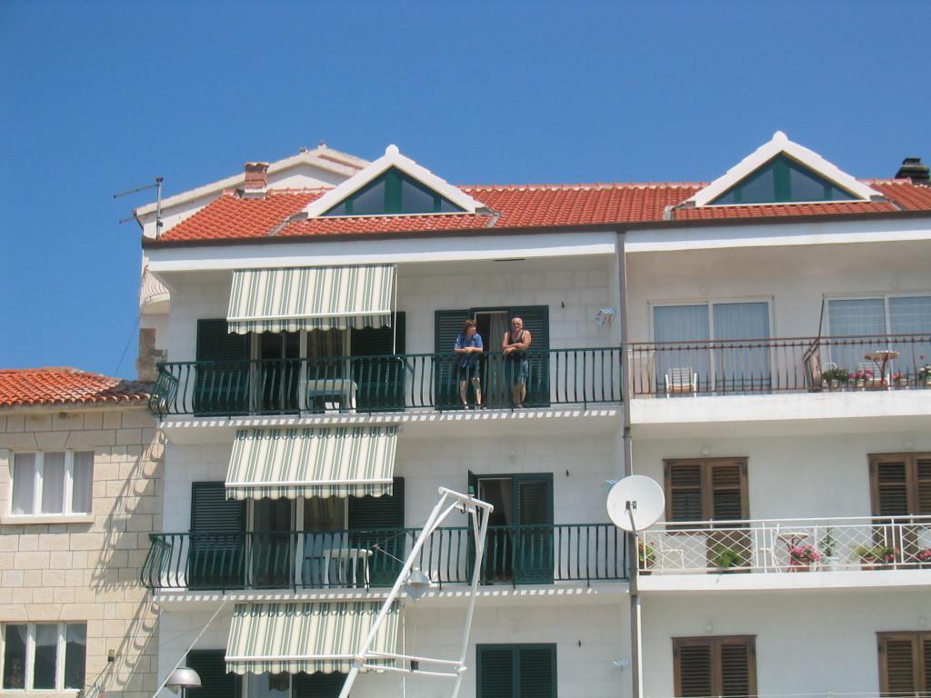 Apartments Waterfront Ivan Podgora Phòng bức ảnh