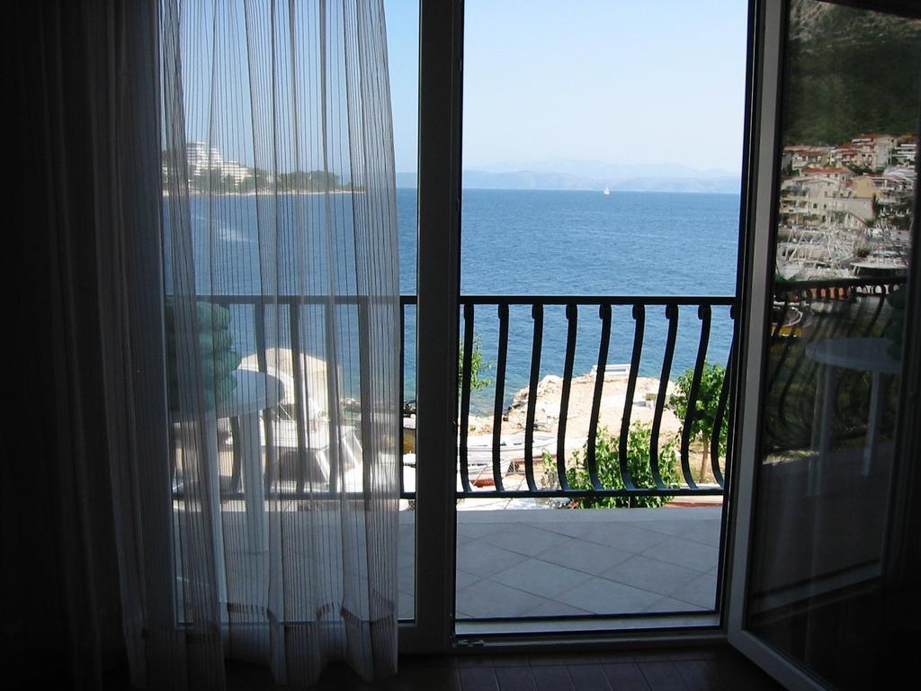 Apartments Waterfront Ivan Podgora Phòng bức ảnh